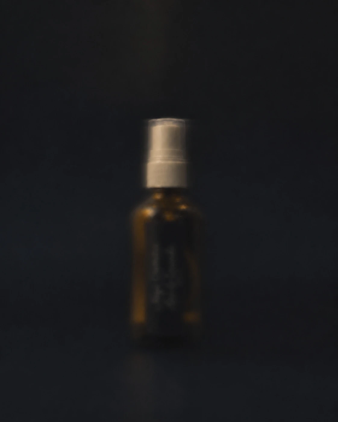 Apă de lavandă naturală, 100 ml, în penumbră