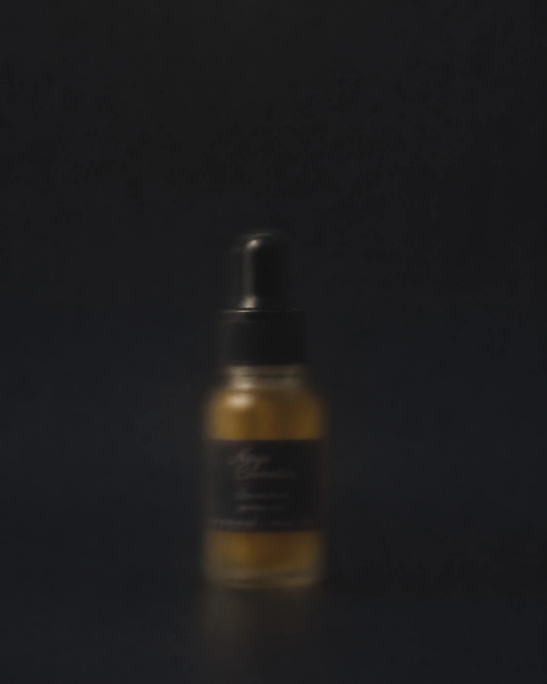 Ser antirid pentru ochi cu ulei de caise și rodie, 15 ml, în penumbră